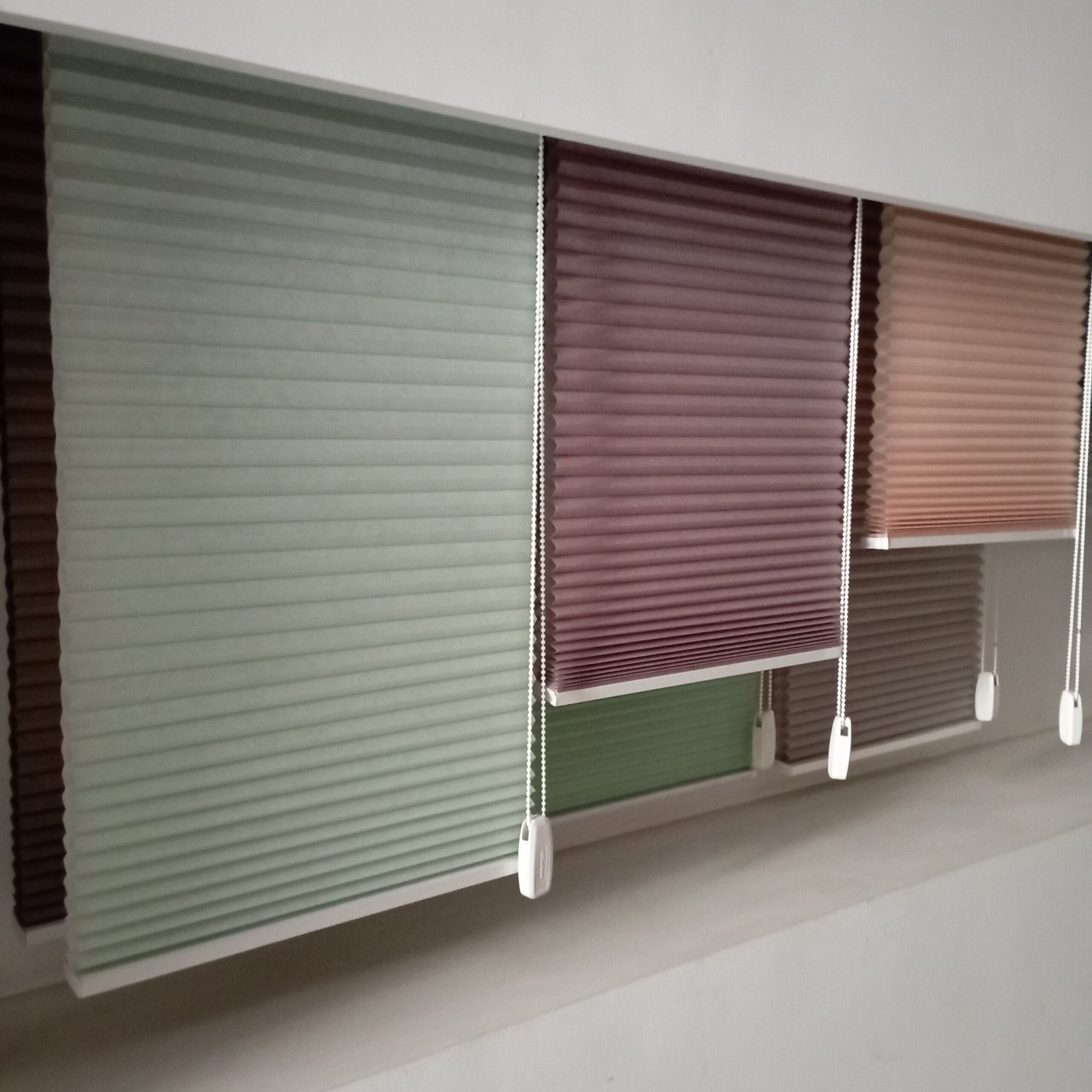 Colorful honeycomb blinds with chain control