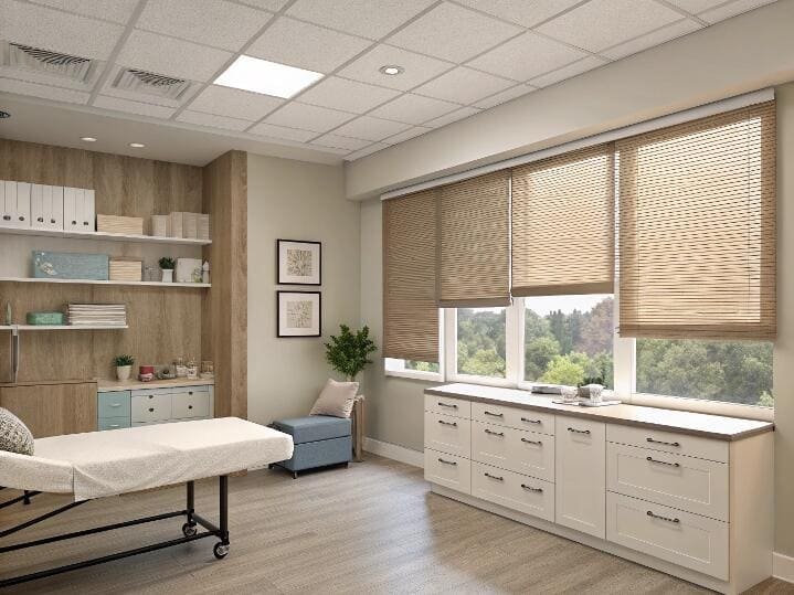 Medical treatment room with light-filtering blinds